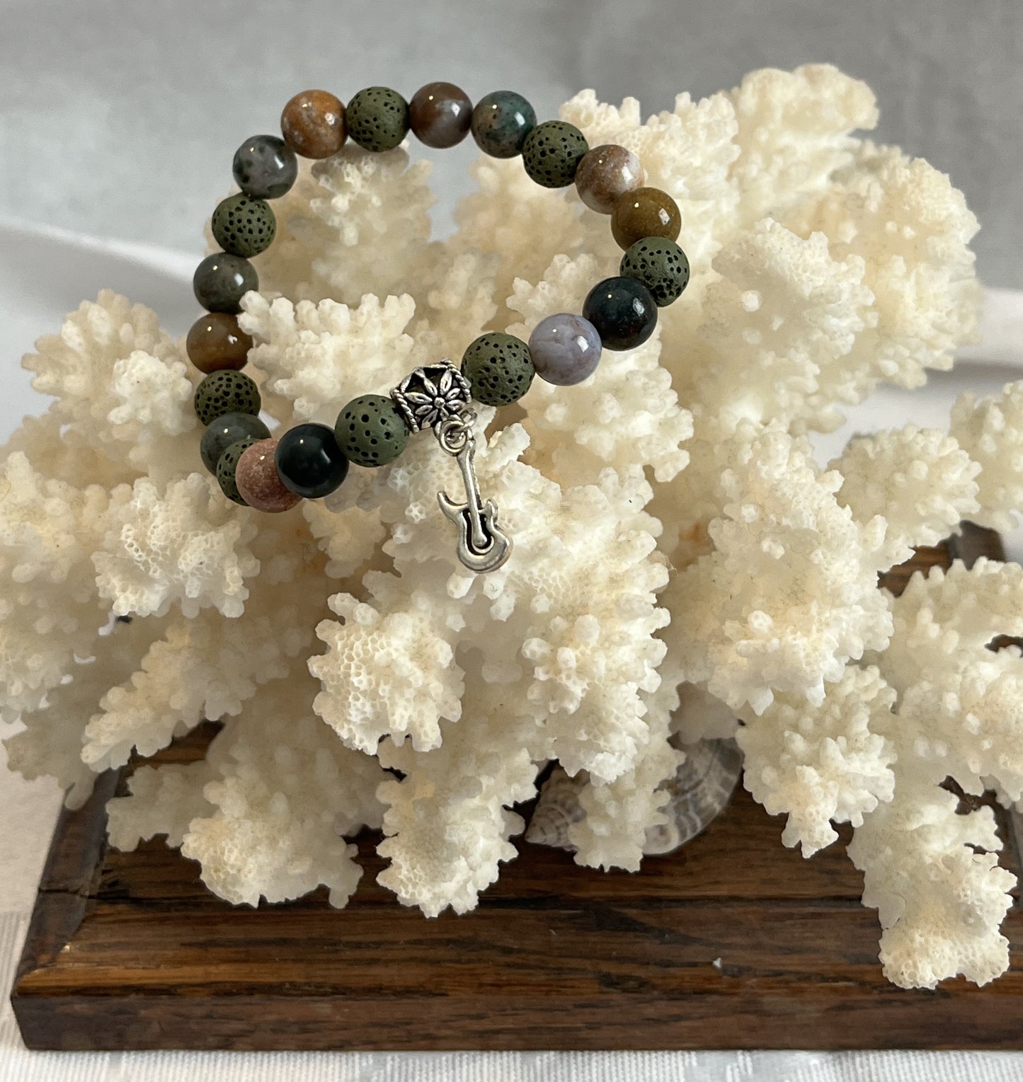 Strumming Serenity in Earth Tones Bracelet